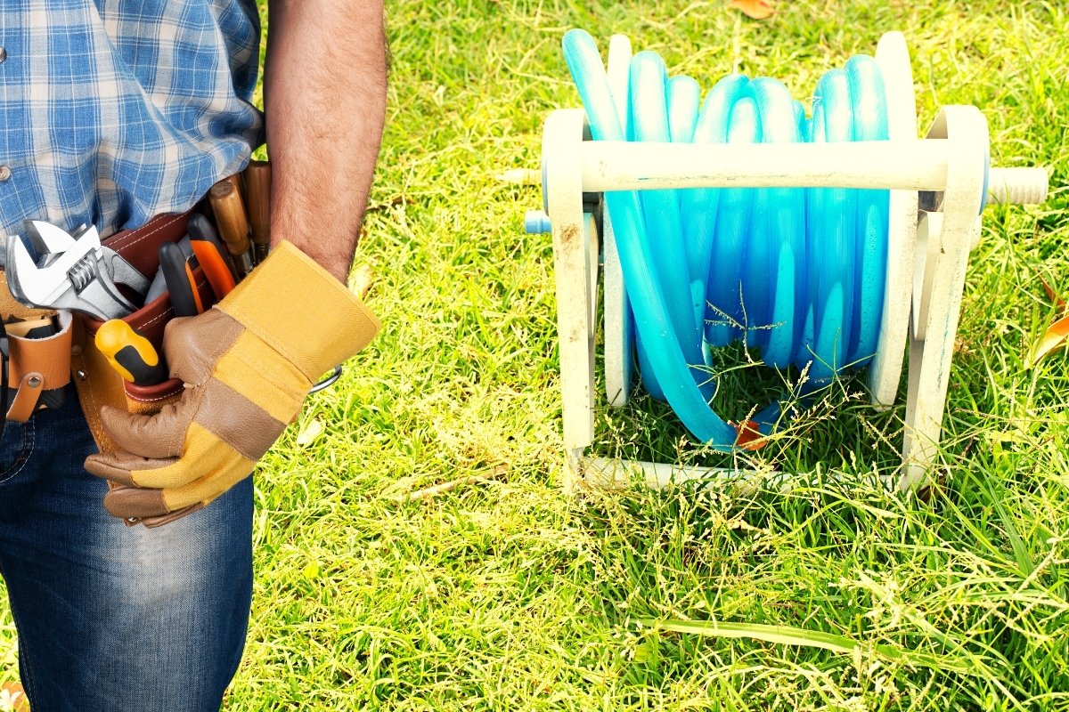 how to make garden hose reel
